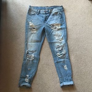 BDG Slim Boyfriend jeans